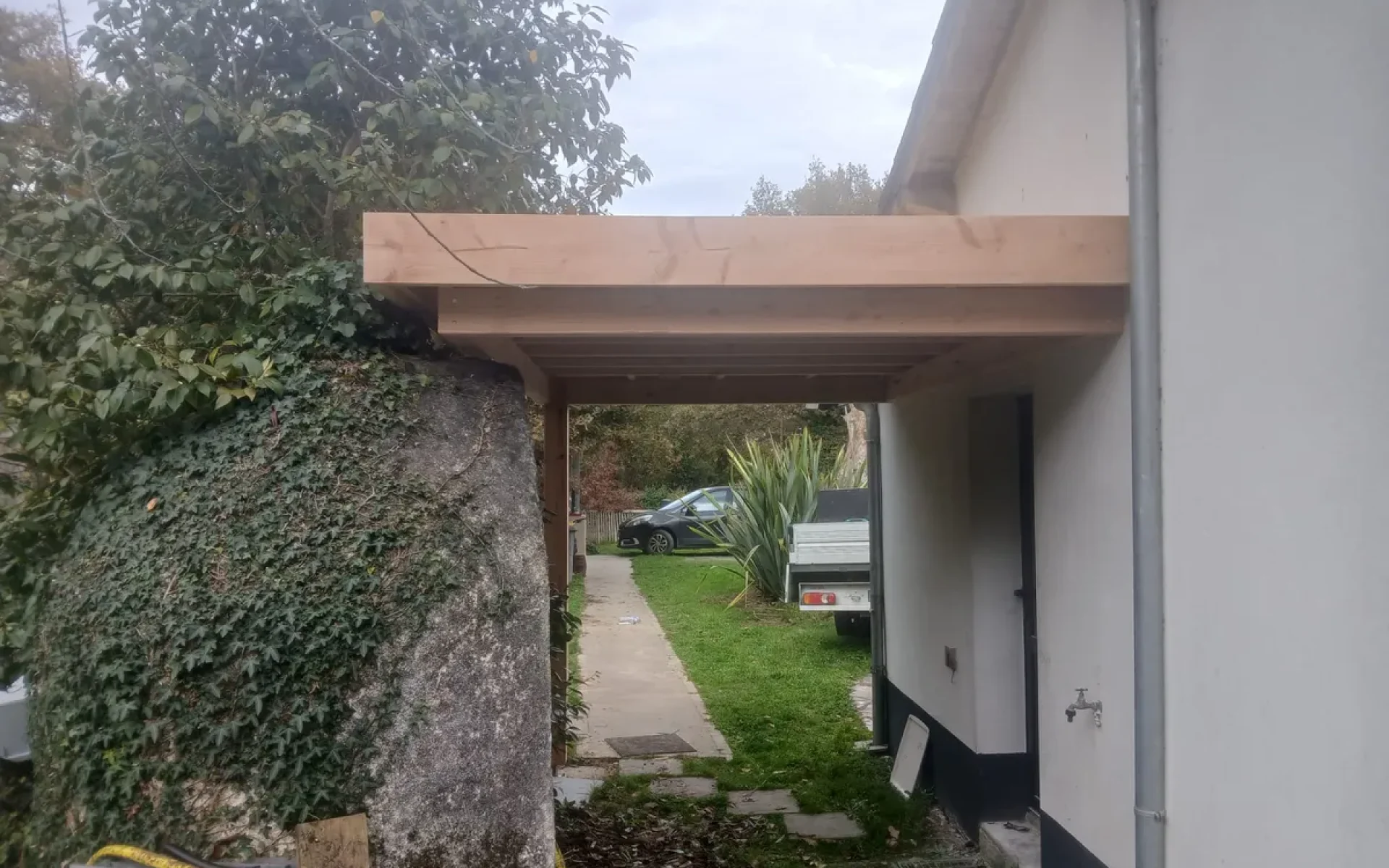 realisation-amenagement-exterieur-simon-charpente-bois-charpentier-vallons-de-l-erdre (1)