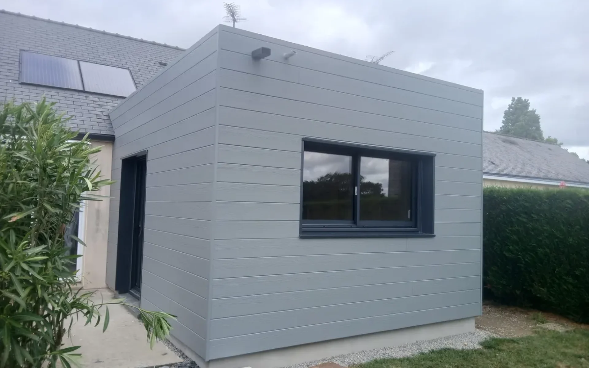 realisation-bardage-ossature-bois-simon-charpente-bois-charpentier-vallons-de-l-erdre (7)