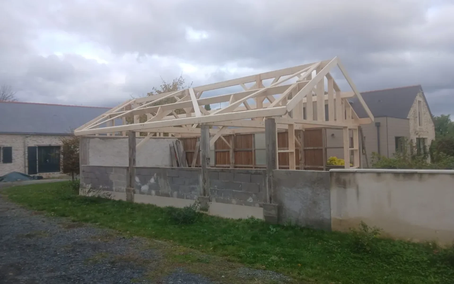 realisation-charpente-bois-simon-charpente-bois-charpentier-vallons-de-l-erdre (8)